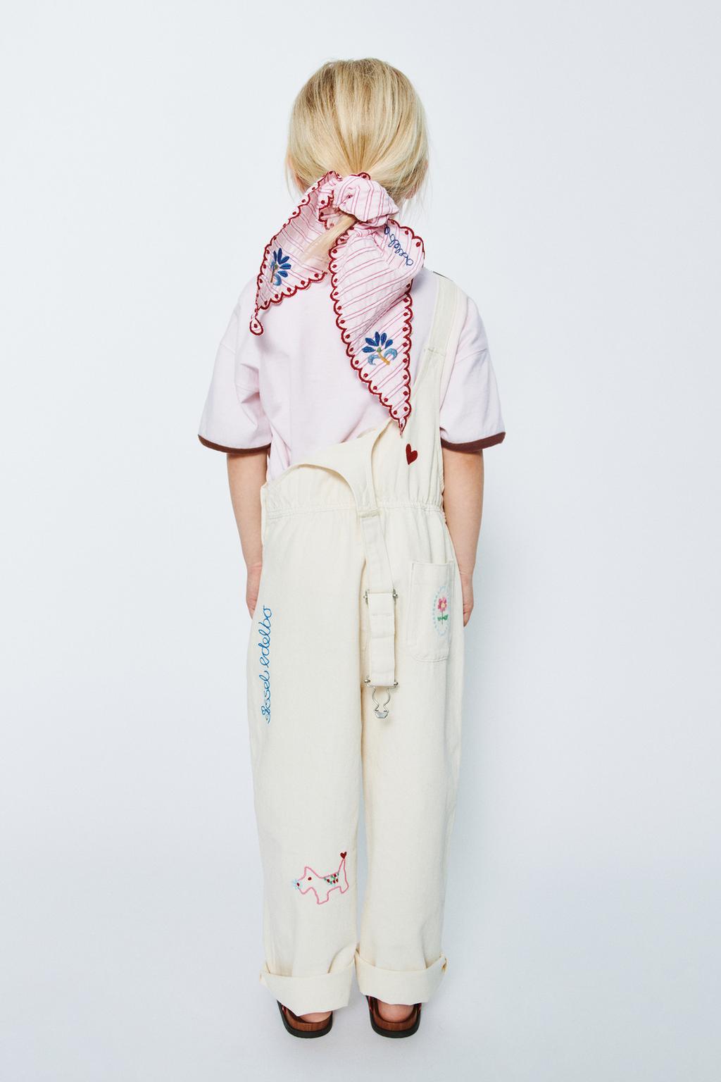 ДЛИННЫЙ КОМБИНЕЗОН ИЗ ТВИЛА С ВЫШИВКОЙ SISSEL EDELBO X ZARA KIDS