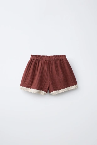 Бермуды из ткани с кружевом кроше- Заказать в России