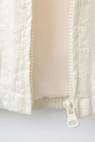 Куртка с вышивкой шиффли- Заказать в России