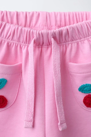 Шорты из трикотажа и кружева кроше с фруктовым декором- Заказать в России