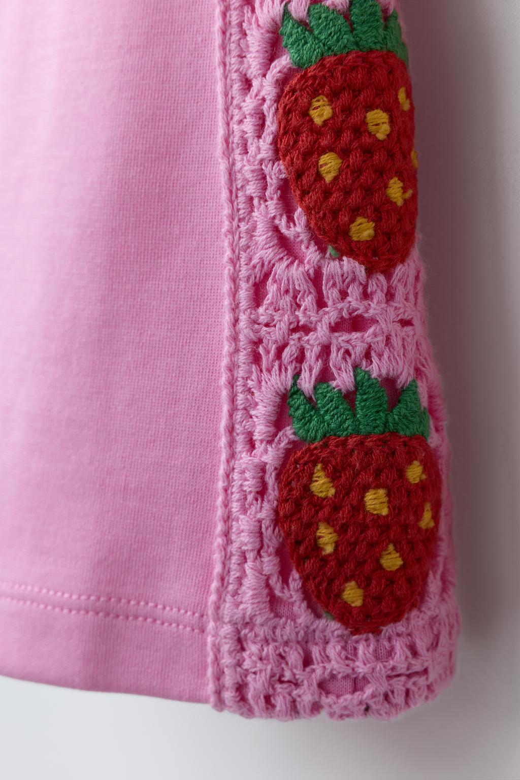 КОРОТКИЙ КОМБИНЕЗОН С ЦВЕТАМИ КРОШЕ