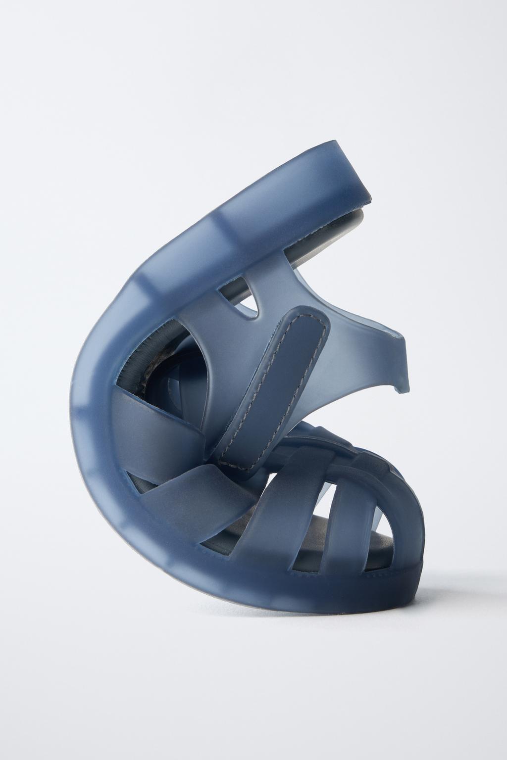 РЕЗИНОВЫЕ САНДАЛИИ