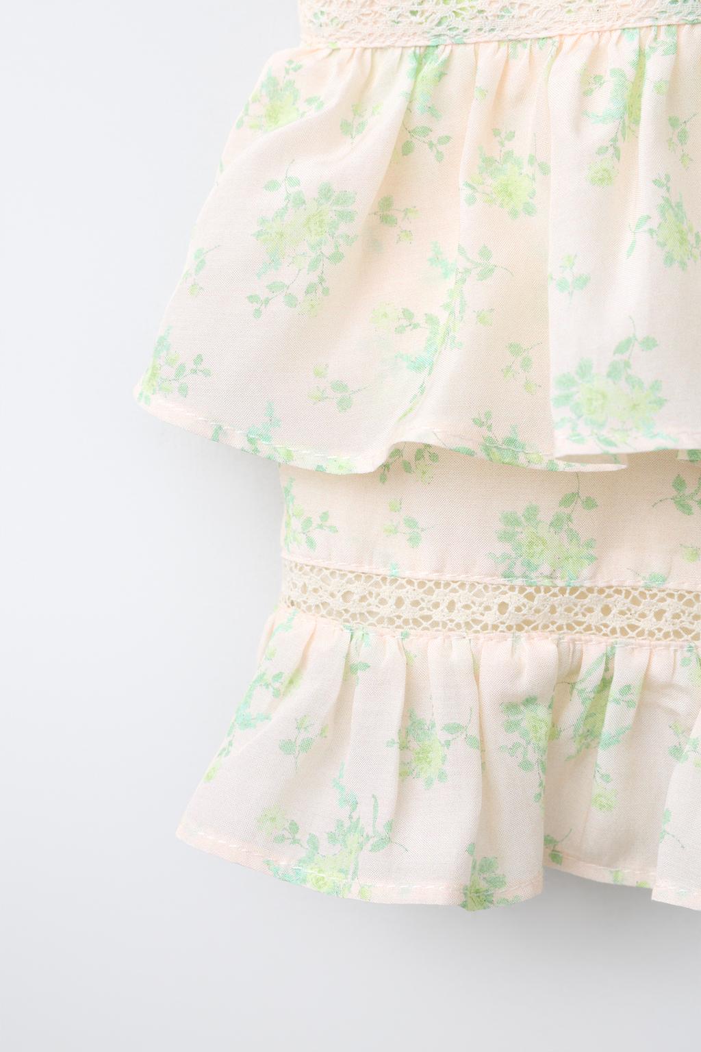 ТОП С ДВОЙНЫМ ВОЛАНОМ И ЦВЕТОЧНЫМ УЗОРОМ