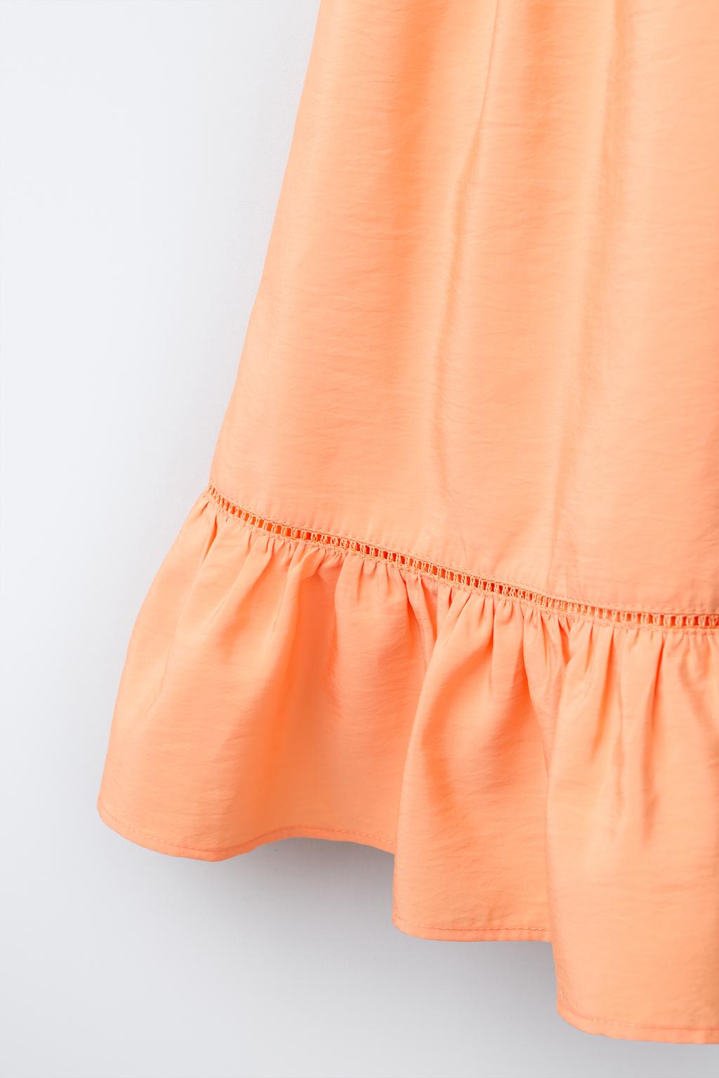 ПЛАТЬЕ С ВОЛАНАМИ И ОТДЕЛКОЙ