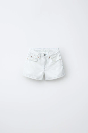 Джинсовые шорты-бермуды с нашивками «сердце»- Заказать в России