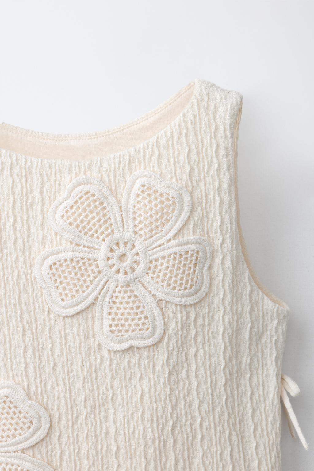 ТОП ИЗ КРУЖЕВА КРОШЕ С ЦВЕТОЧНЫМ УЗОРОМ