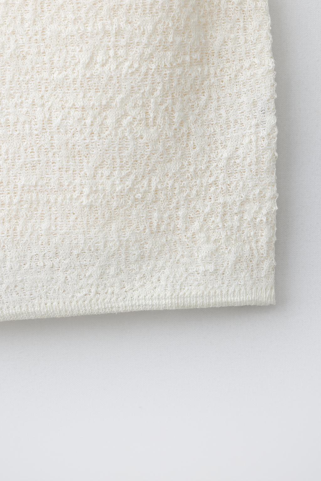 ТРИКОТАЖНЫЙ ТОП С РЕЛЬЕФНЫМ УЗОРОМ