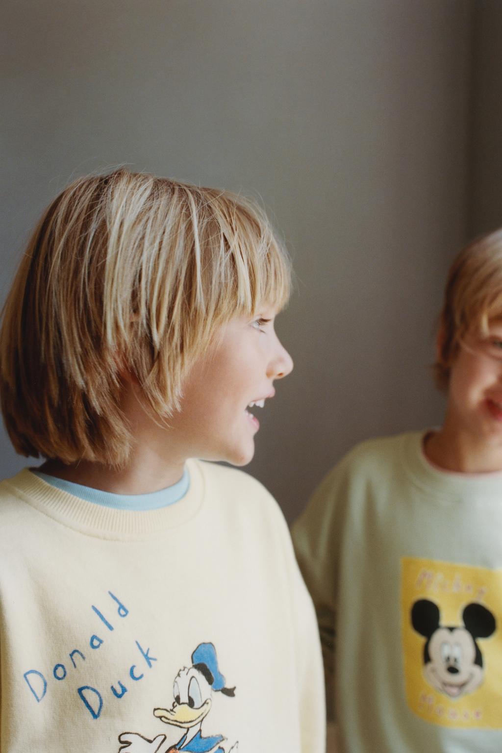 ТОЛСТОВКА С ПРИНТОМ MICKEY MOUSE © DISNEY