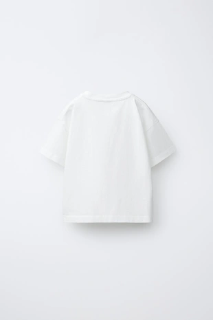 Футболка с вышивкой