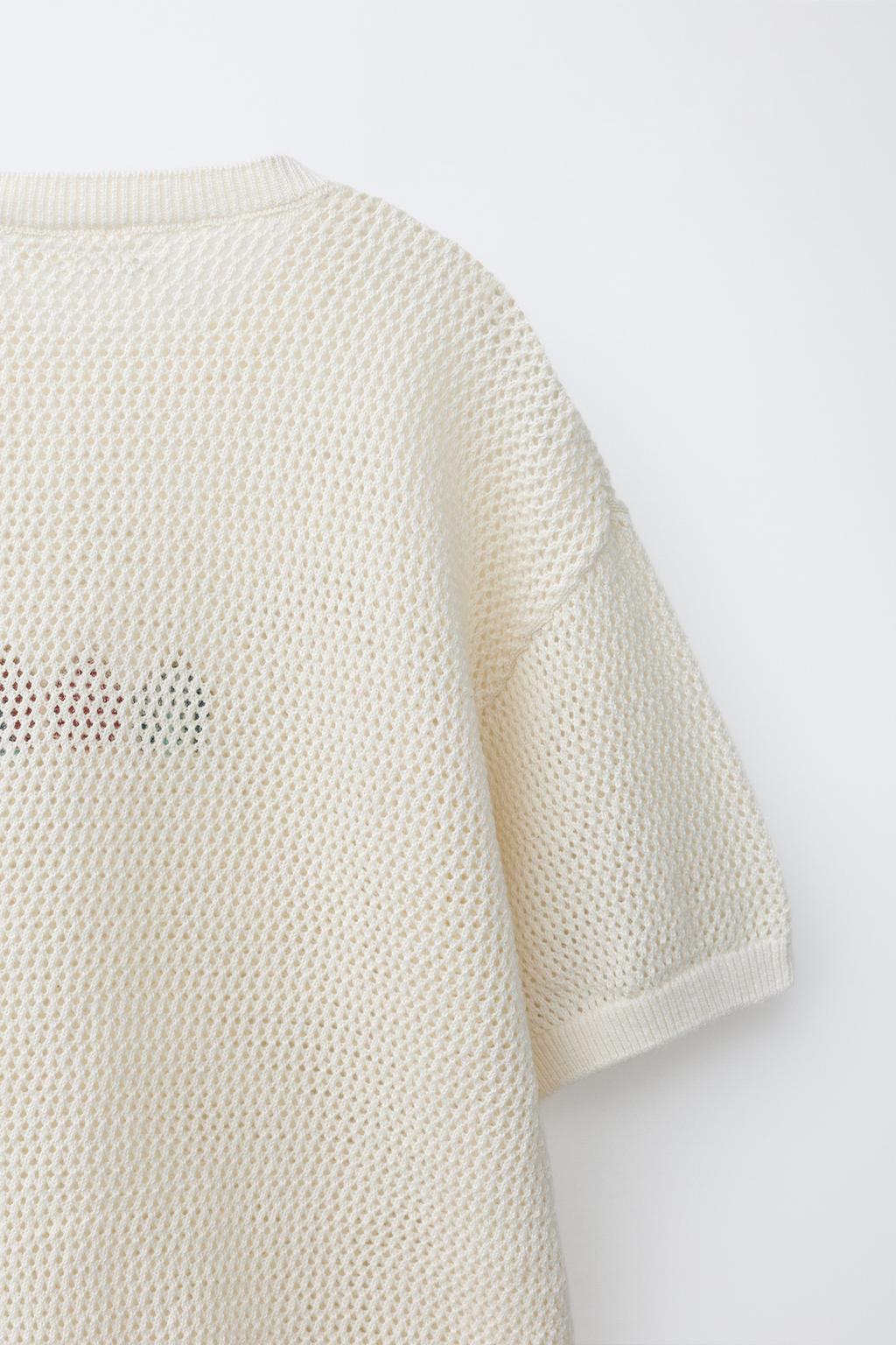 ТРИКОТАЖНАЯ ФУТБОЛКА С ВЫШИВКОЙ