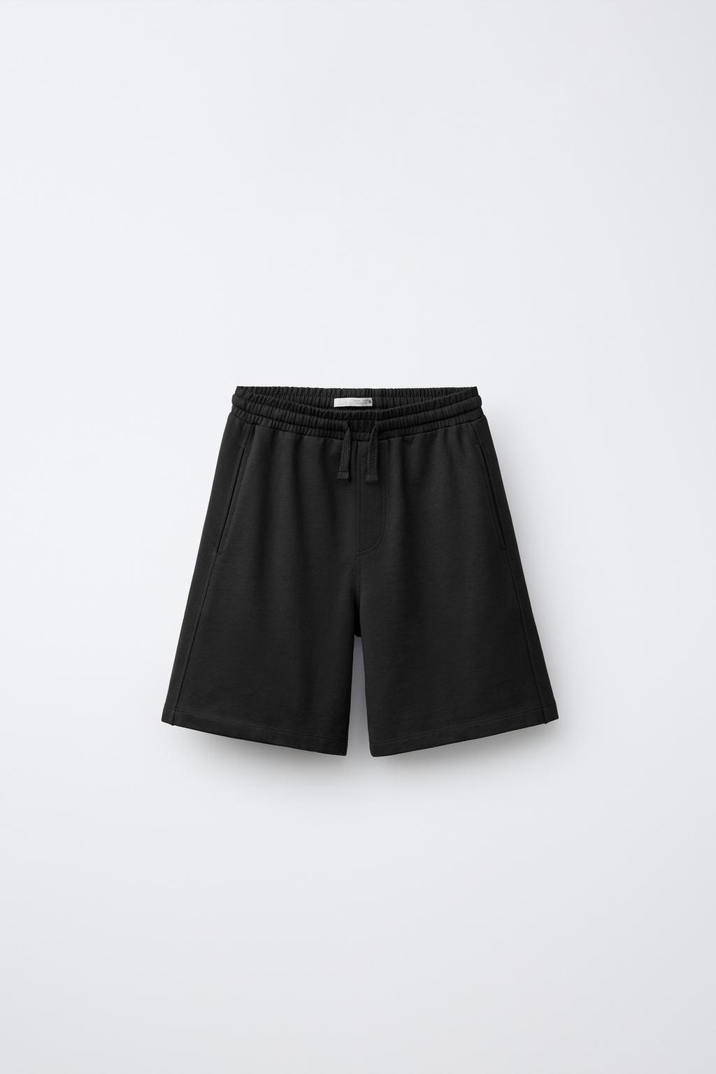 КОМПЛЕКТ ИЗ ФУТБОЛКИ И ШОРТОВ