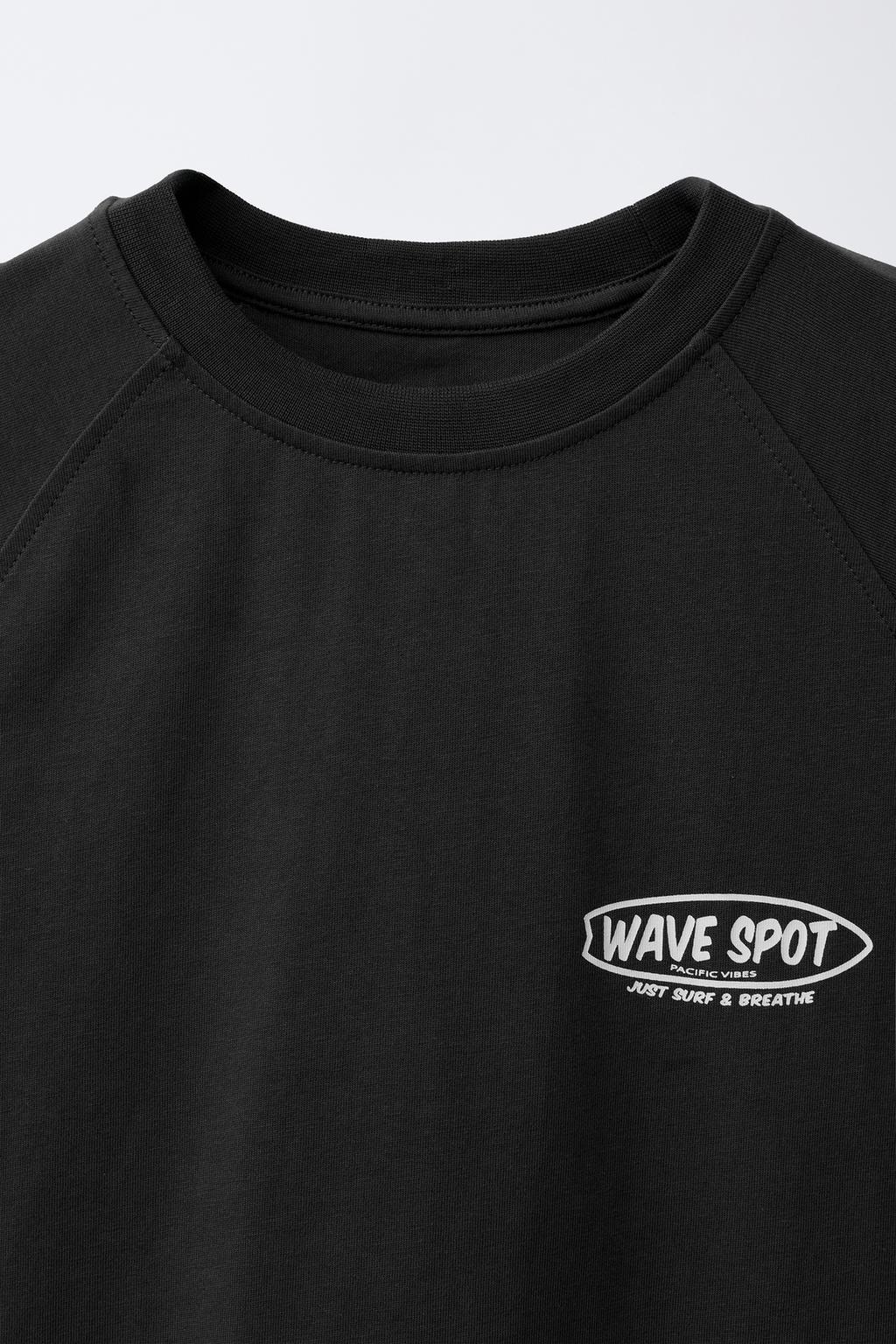 КОМПЛЕКТ ИЗ ФУТБОЛКИ И ШОРТОВ