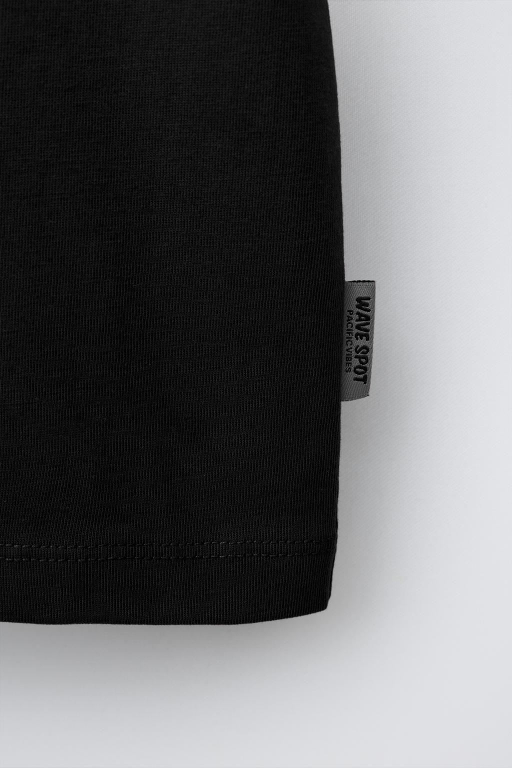 КОМПЛЕКТ ИЗ ФУТБОЛКИ И ШОРТОВ