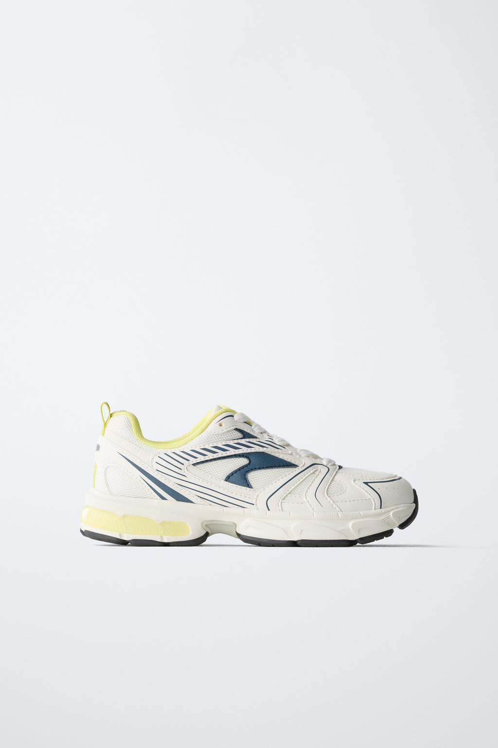 КРОССОВКИ С СЕТЧАТЫМИ ДЕТАЛЯМИ