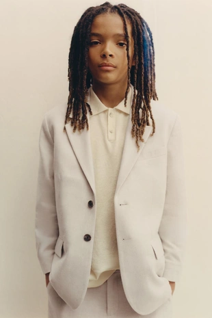 Однотонное поло с рельефным узором- Заказать в России