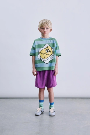 Футболка в полоску с принтом масла- Заказать в России