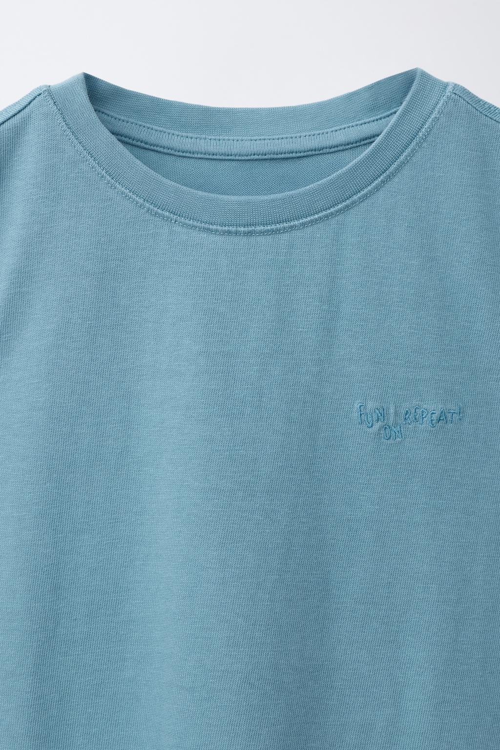 МАЙКА БЕЗ РУКАВОВ