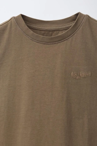 Топ без рукавов