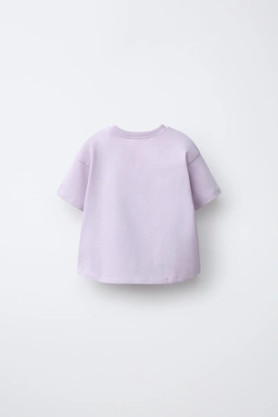 Футболка с нашивкой кроше- Заказать в России