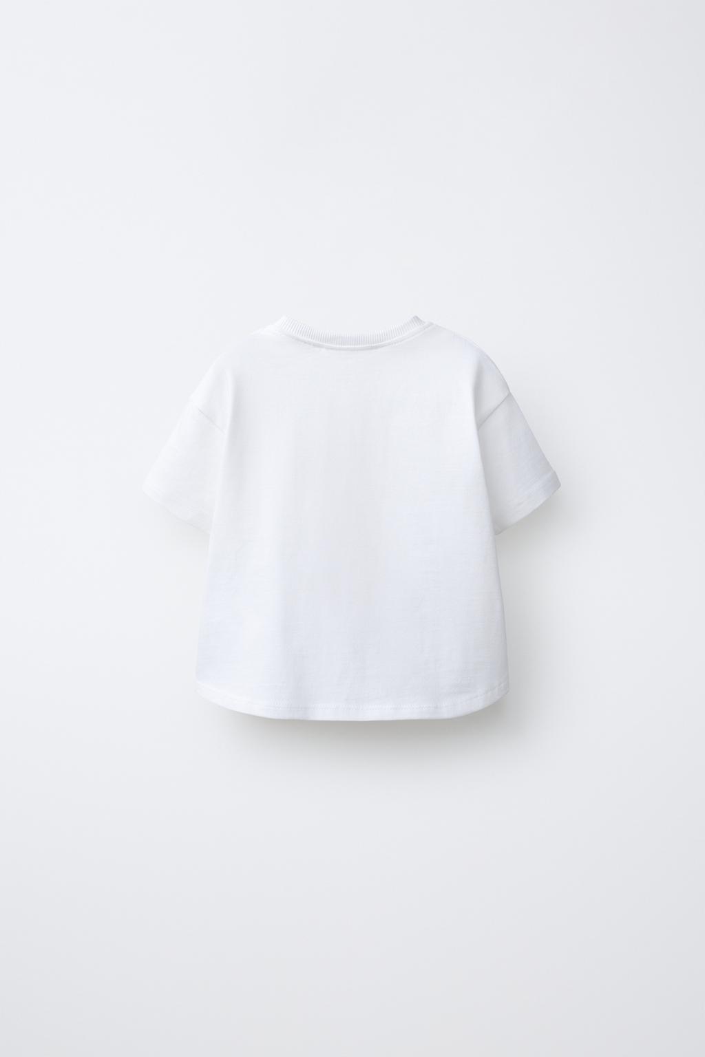 ФУТБОЛКА С КРУЖЕВНОЙ НАШИВКОЙ