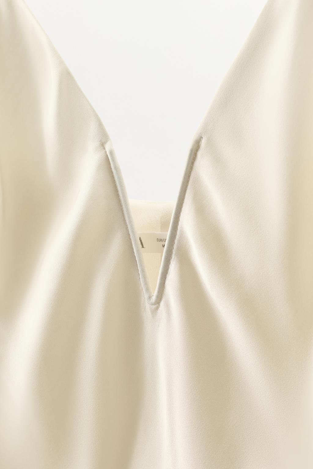 АТЛАСНЫЙ ТОП В БЕЛЬЕВОМ СТИЛЕ