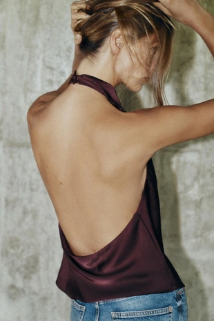 Атласный топ с горловиной халтер