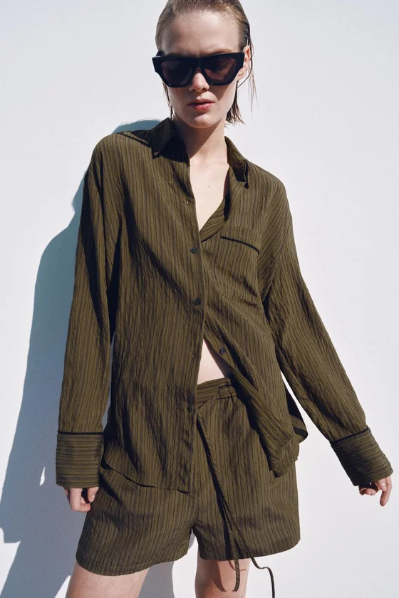 ЖАККАРДОВЫЕ ШОРТЫ В ПОЛОСКУ — коллекция Zara «ZW»