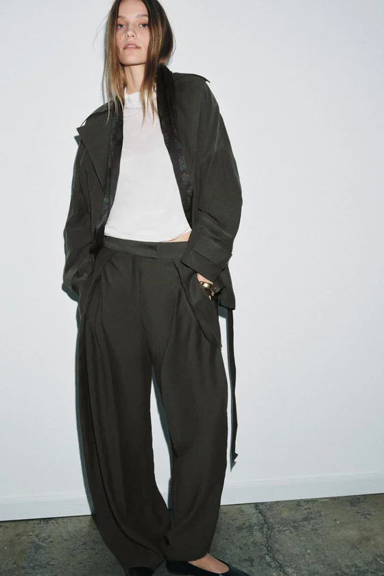 БРЮКИ  С ЗАЩИПАМИ — коллекция Zara «ZW»