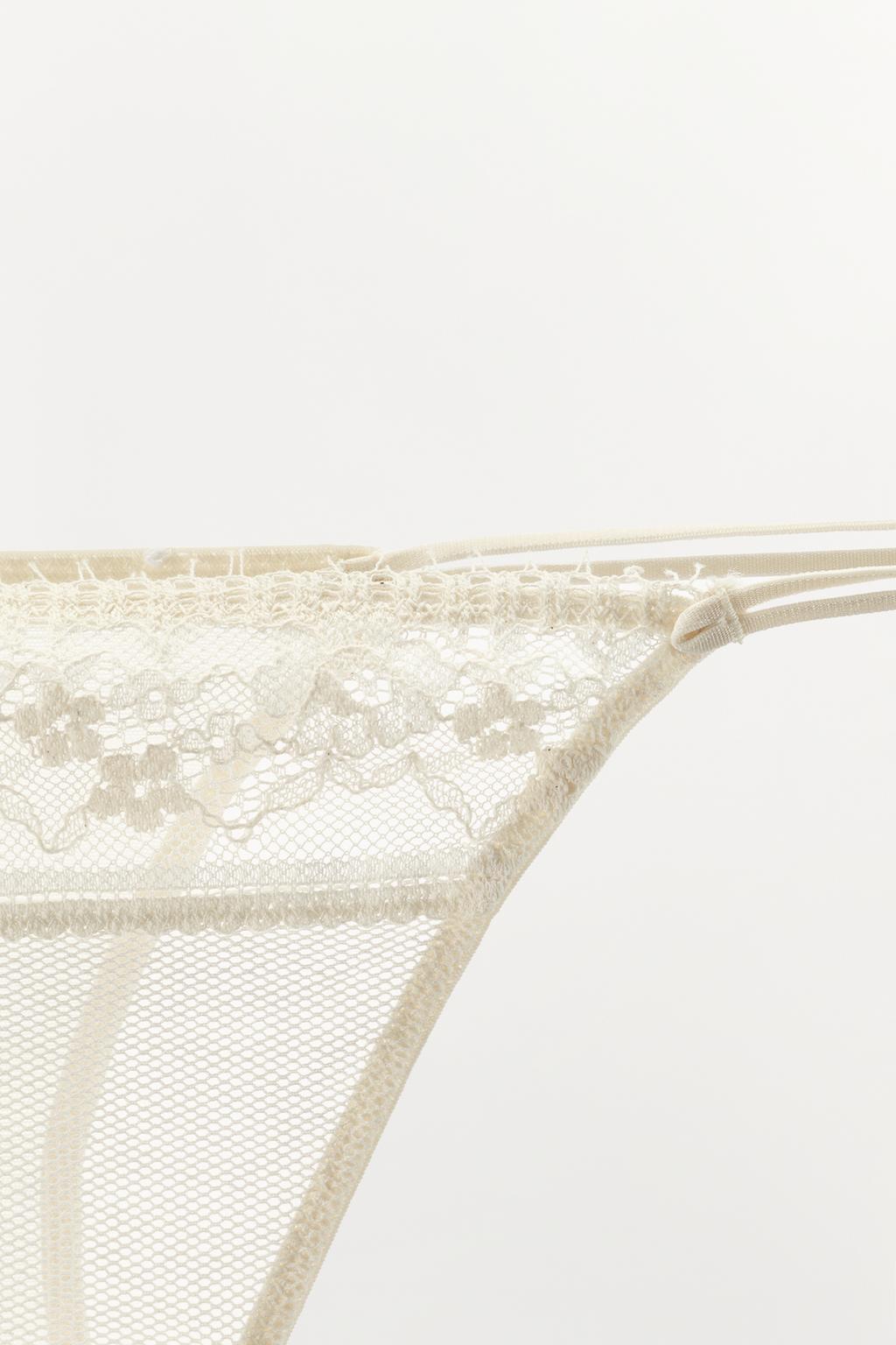 ТРУСЫ ТАНГА С КРУЖЕВОМ