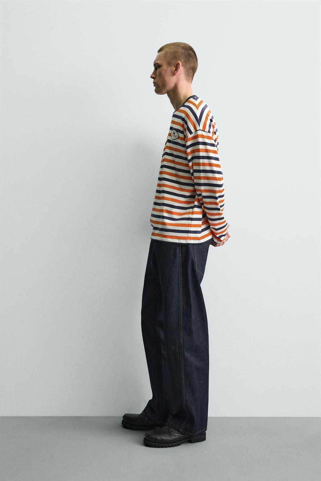 ЖАККАРДОВАЯ ФУТБОЛКА В ПОЛОСКУ С НАШИВКОЙ