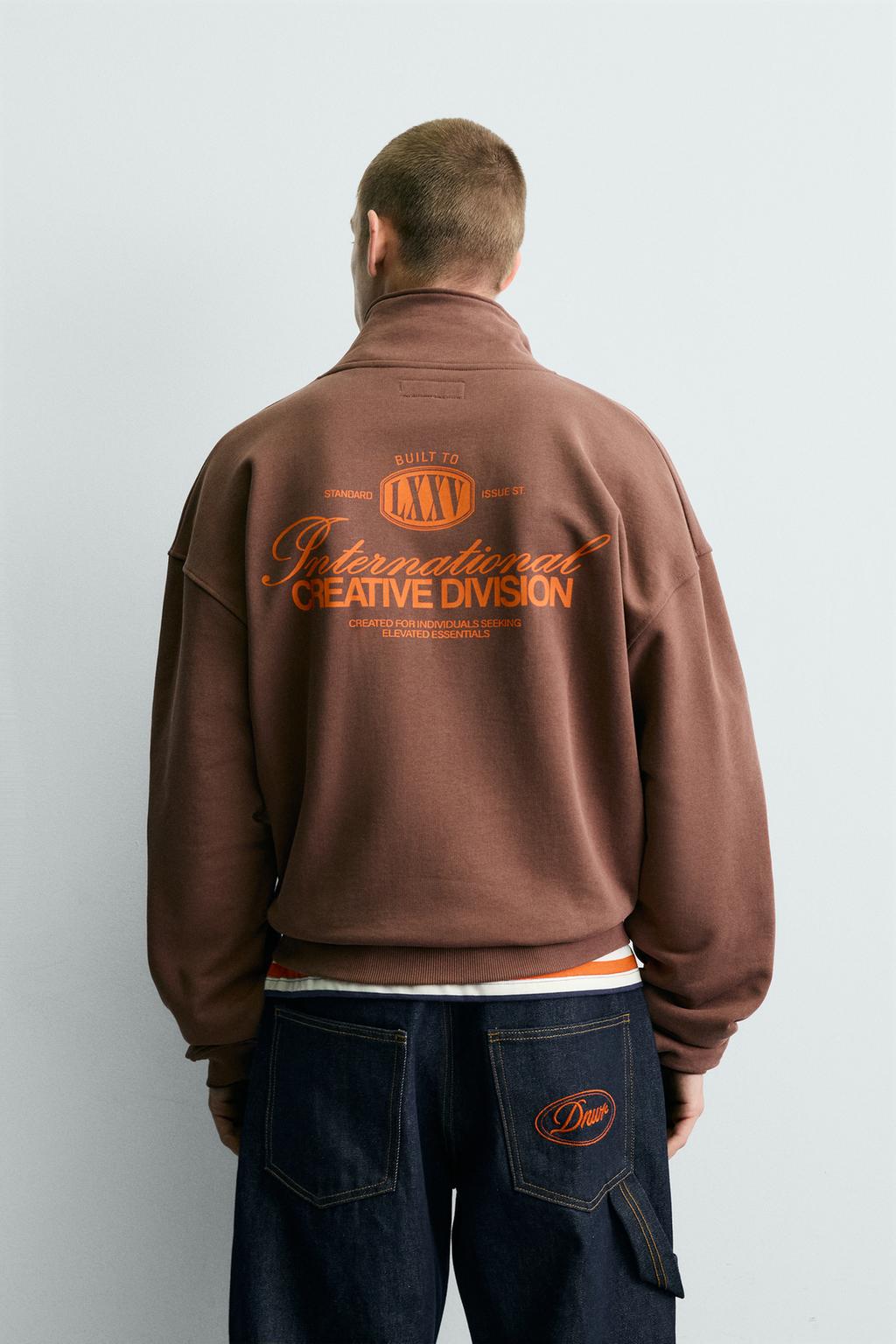 ТОЛСТОВКА НА МОЛНИИ С КОНТРАСТНЫМИ НАДПИСЯМИ