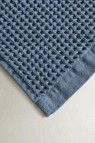 Махровое хлопковое полотенце с вафельным узором- Заказать в России