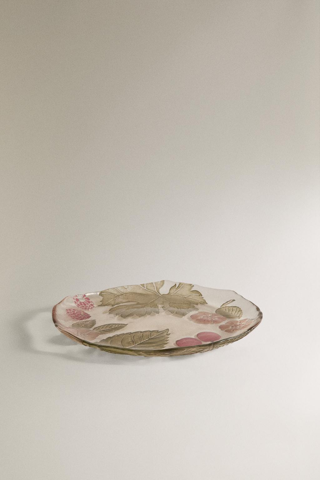 Стеклянная десертная тарелка с цветочным узором