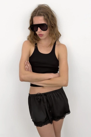 Black | 1255/427/800 - Zara Атласные мини-шорты с кружевом