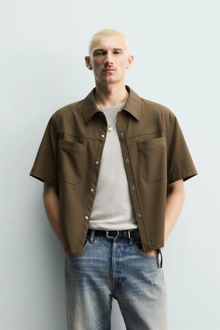 Рубашка Relaxed Fit из высокотехнологичной ткани- Заказать в России