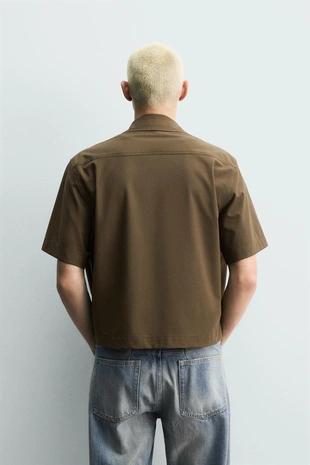 Рубашка Relaxed Fit из высокотехнологичной ткани- Заказать в России