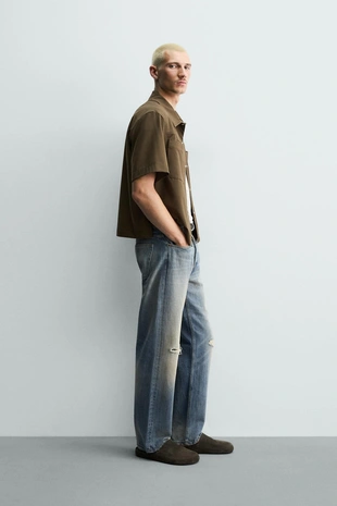 Рубашка Relaxed Fit из высокотехнологичной ткани- Заказать в России