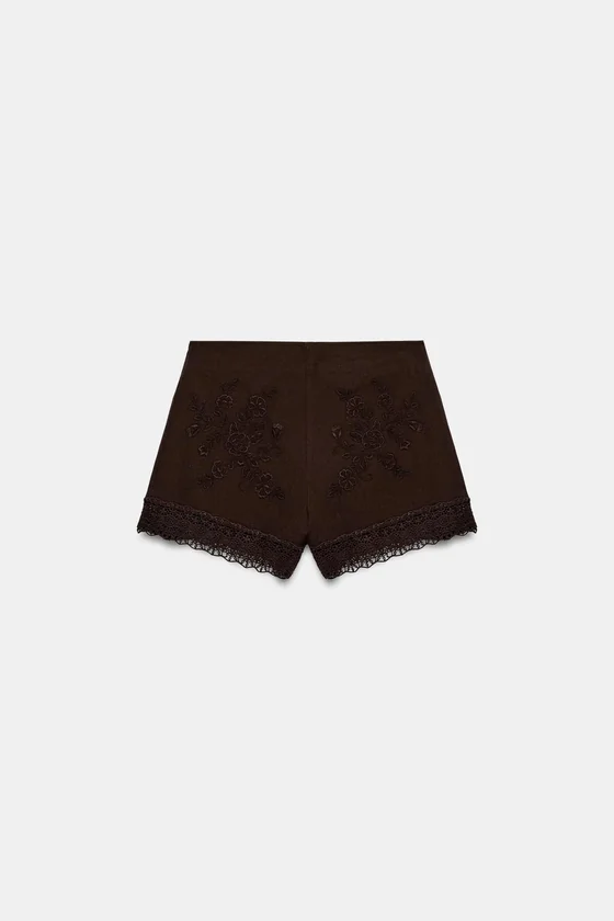 ШОРТЫ С ВЫШИВКОЙ И КРУЖЕВОМ