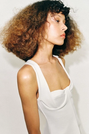 Короткое платье в скейтерском стиле- Заказать в России