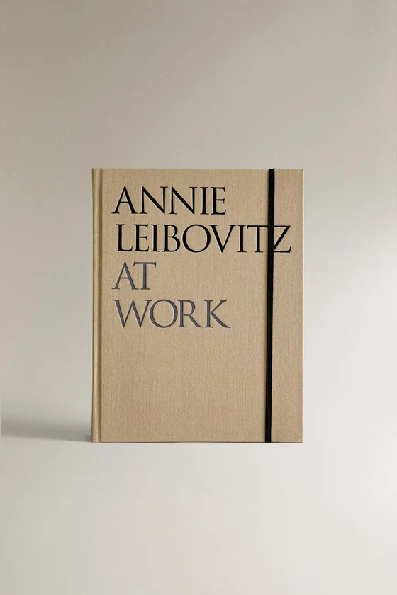 Книга «annie leibovitz: at work» (на английском)