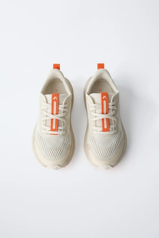 Спортивные кроссовки- Заказать в России
