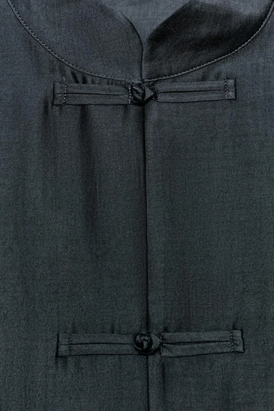 АТЛАСНАЯ РУБАШКА С НАВЕСНЫМИ ПЕТЛЯМИ коллекция Zara «ZW»