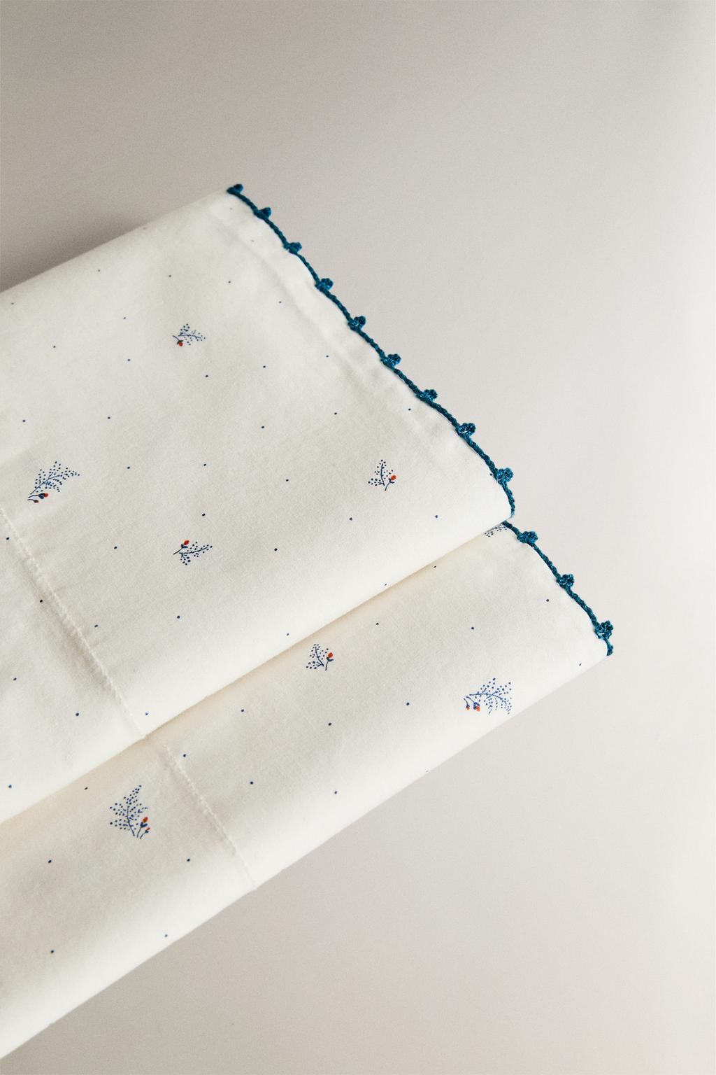 Набор простынь и наволочек mini leaves and polka dots
