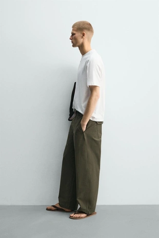 Футболка Relaxed Fit с декоративными швами