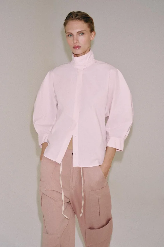 РУБАШКА С ОБЪЕМНЫМИ РУКАВАМИ коллекция Zara «ZW»