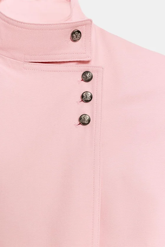 ДВУБОРТНАЯ КУРТКА С ПУГОВИЦАМИ — коллекция Zara «ZW»