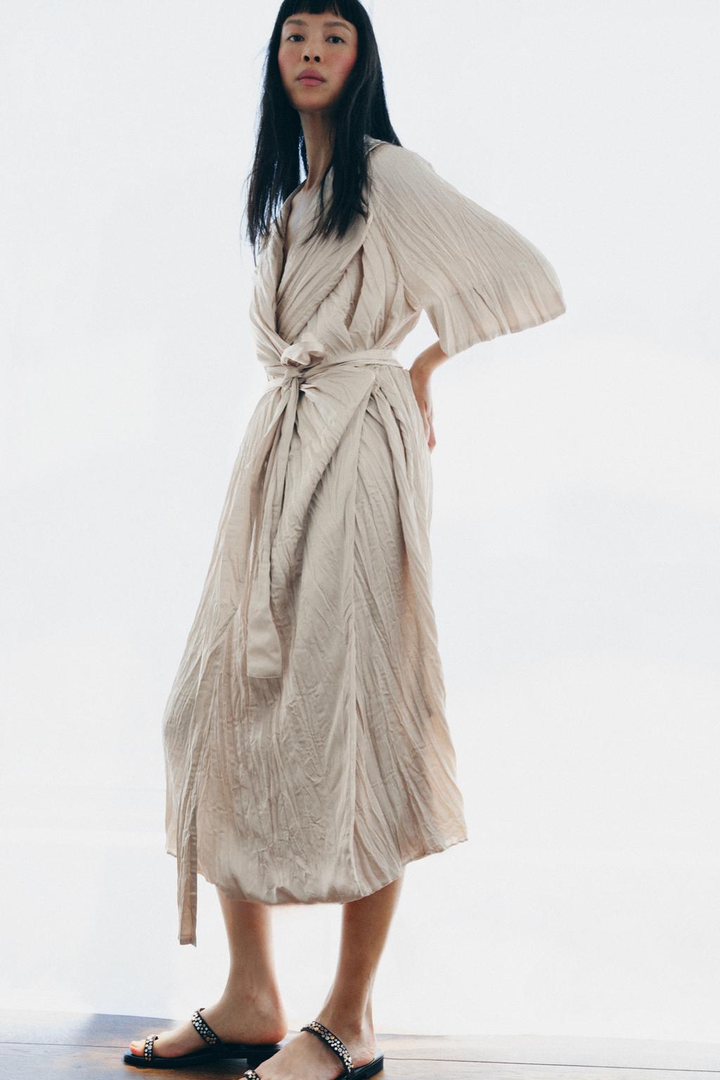 ПЛАТЬЕ ПЛИССИРОВАННОЕ С ПОЯСОМ — ZW COLLECTION