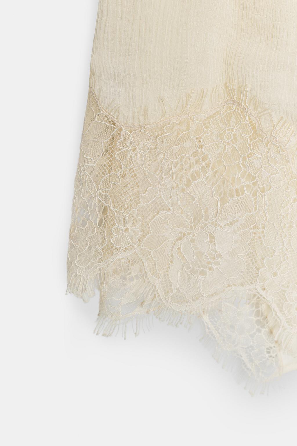 КОРОТКИЙ КОМБИНЕЗОН С КРУЖЕВОМ — ZW COLLECTION