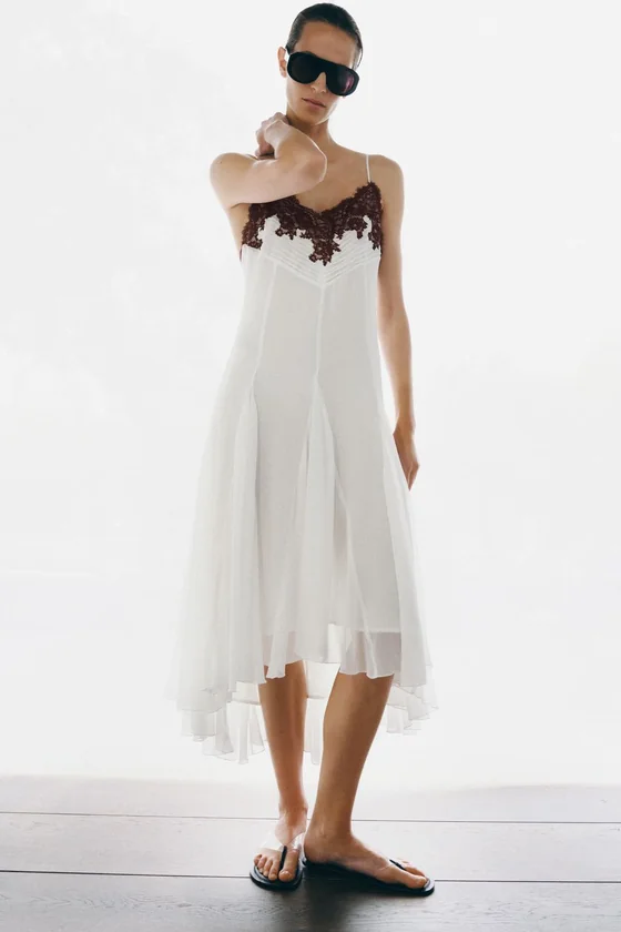 КРУЖЕВНОЕ ПЛАТЬЕ — коллекция Zara «ZW»
