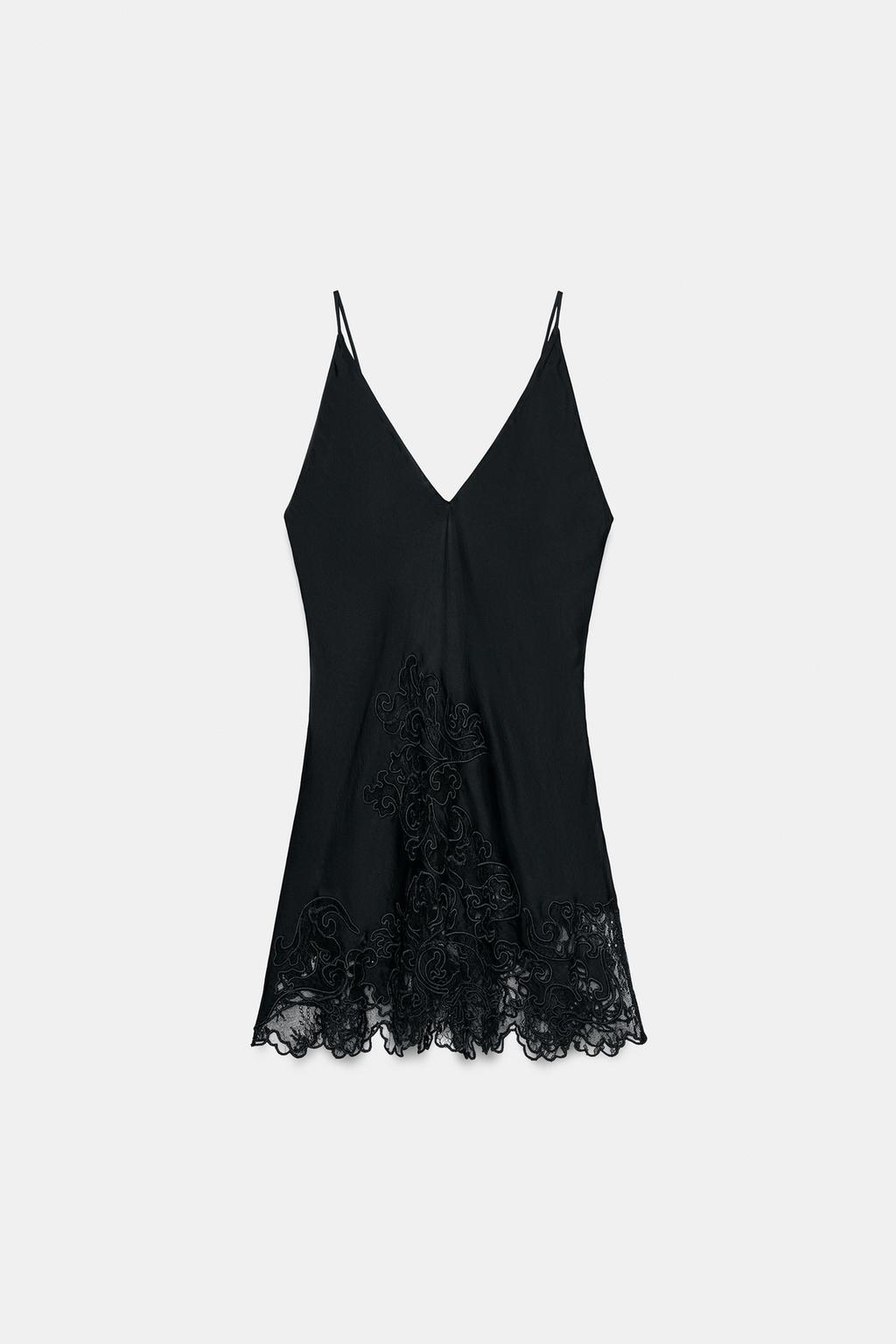 АТЛАСНЫЙ ТОП С ВЫШИВКОЙ — коллекция Zara «ZW»